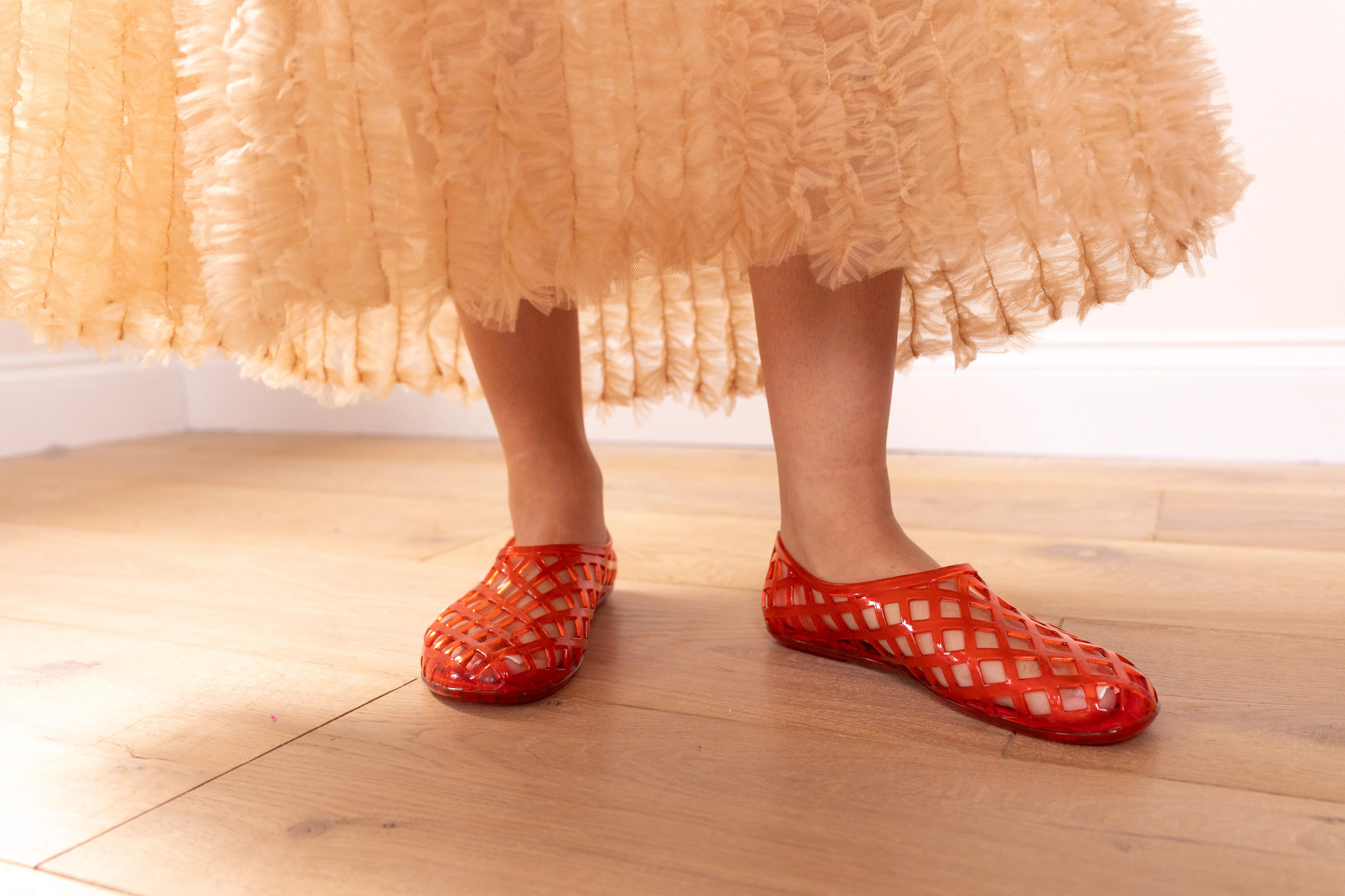The Kris jelly sandal in red