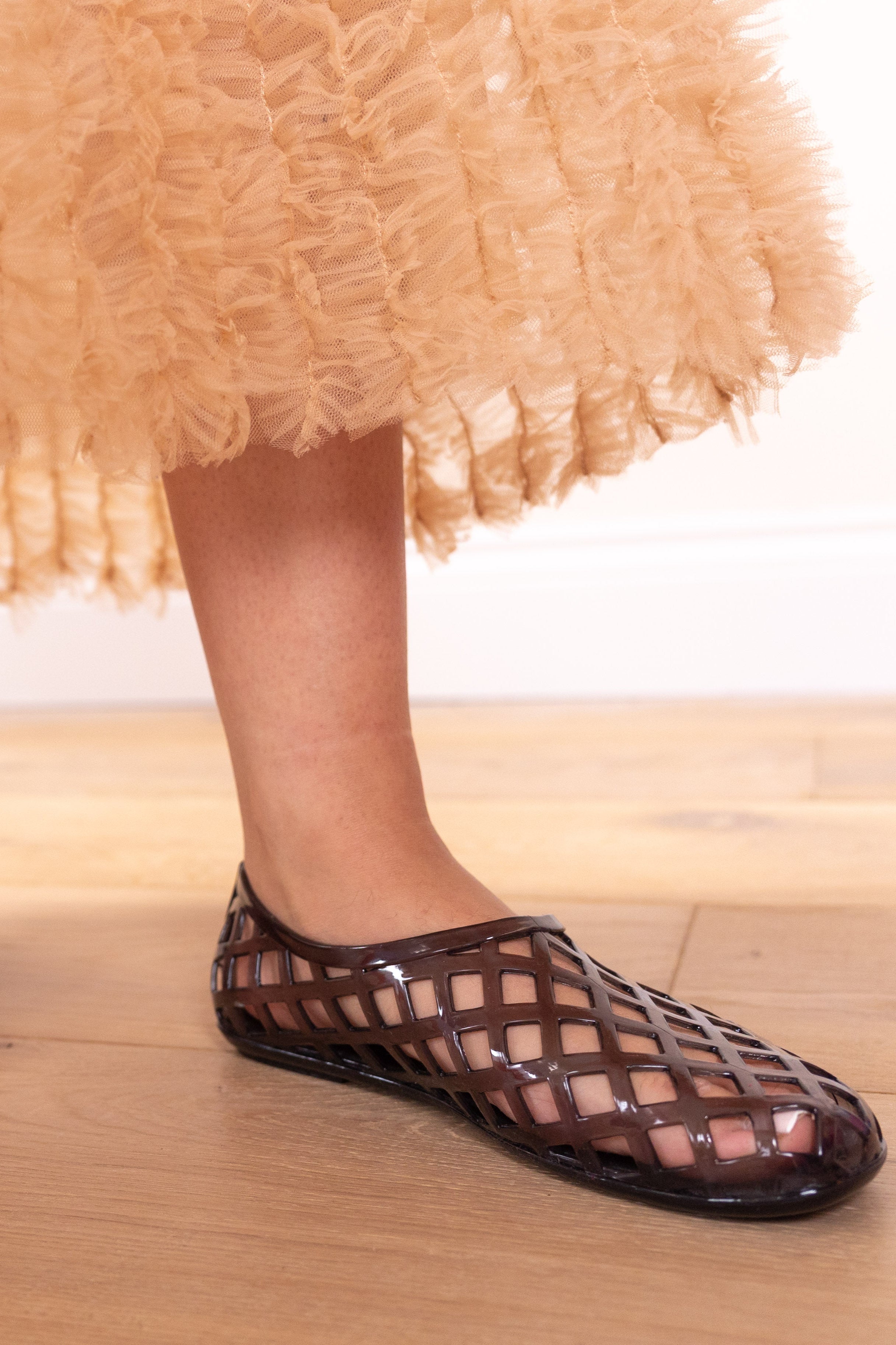 The Kris jelly sandal in black