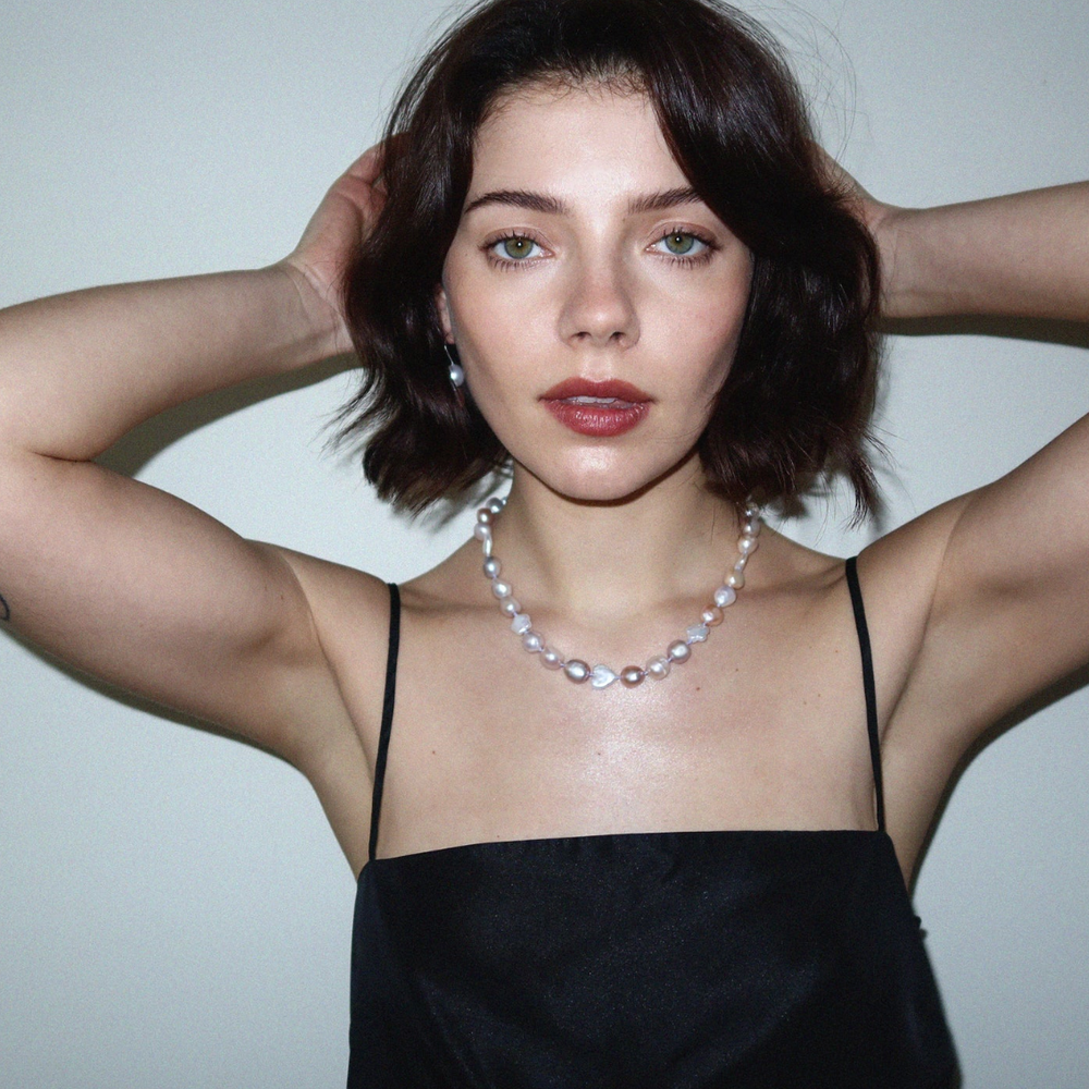 
                  
                    Priscilla Pearl pink necklace
                  
                