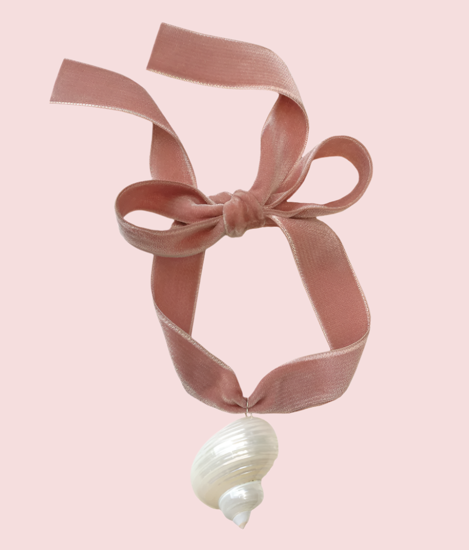 Rhiannon velvet pearl necklace